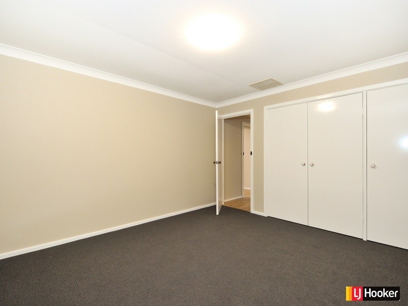 3 Cowling Way, Parmelia WA 6167