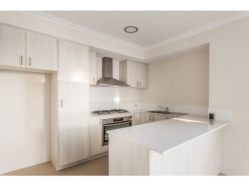 4/18 Whinhill Loop, Baldivis WA 6171