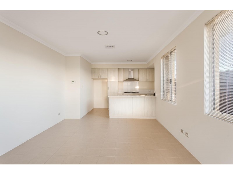 4/18 Whinhill Loop, Baldivis WA 6171