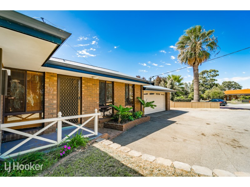 17 Kenton Way, Rockingham WA 6168