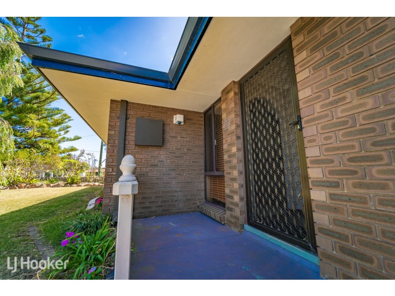 17 Kenton Way, Rockingham WA 6168