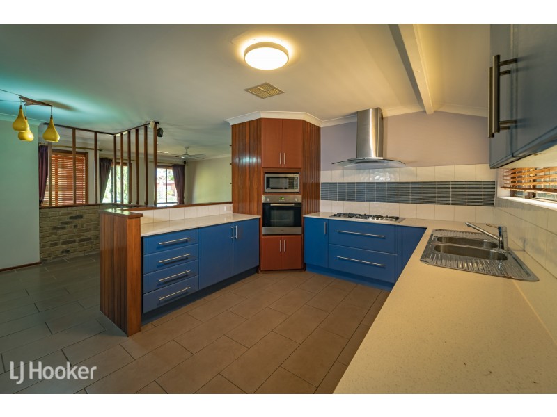 17 Kenton Way, Rockingham WA 6168