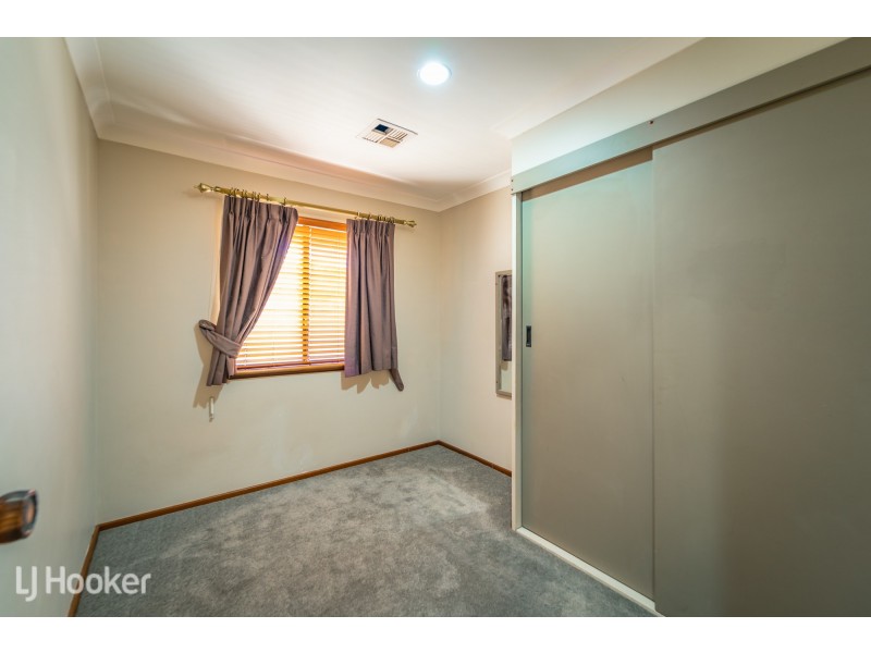 17 Kenton Way, Rockingham WA 6168
