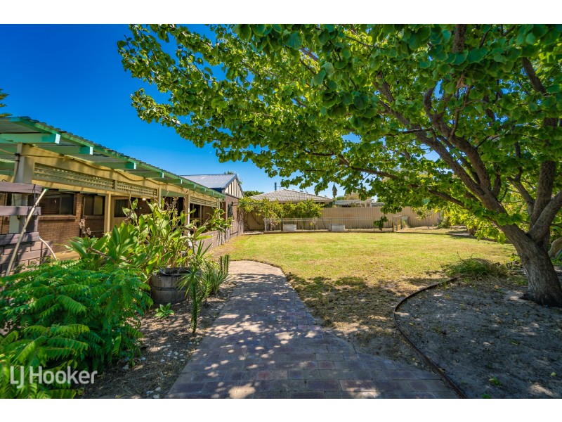 17 Kenton Way, Rockingham WA 6168