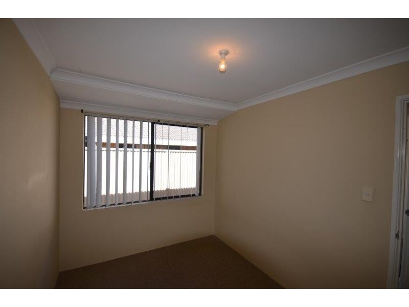 10 Napoleon Way, Bertram WA 6167