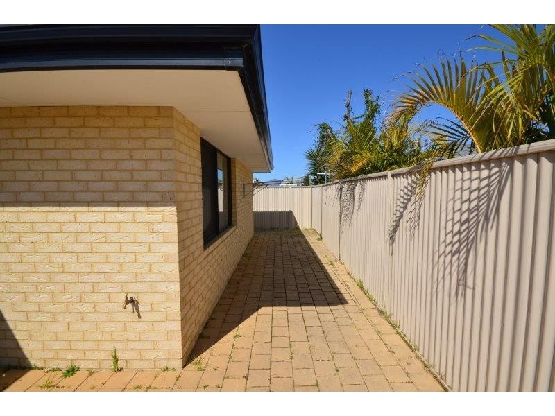 10 Napoleon Way, Bertram WA 6167