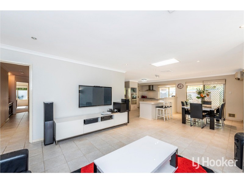 83 Huxtable Terrace, Baldivis WA 6171