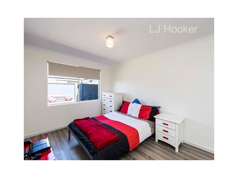 8 Mckail Way, Baldivis WA 6171
