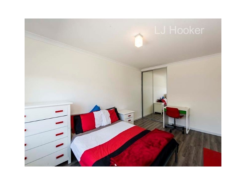 8 Mckail Way, Baldivis WA 6171