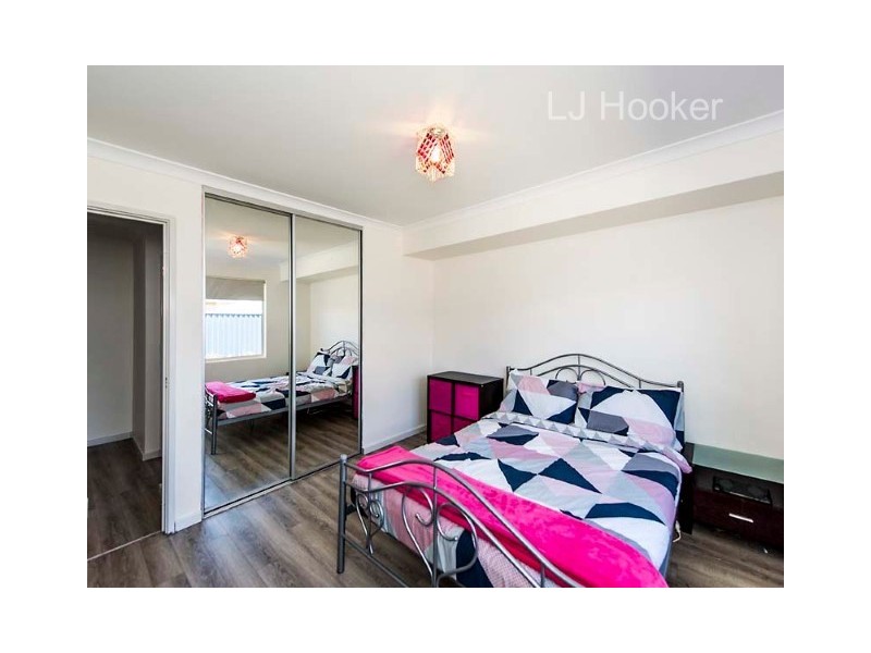8 Mckail Way, Baldivis WA 6171