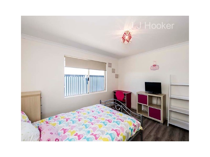 8 Mckail Way, Baldivis WA 6171