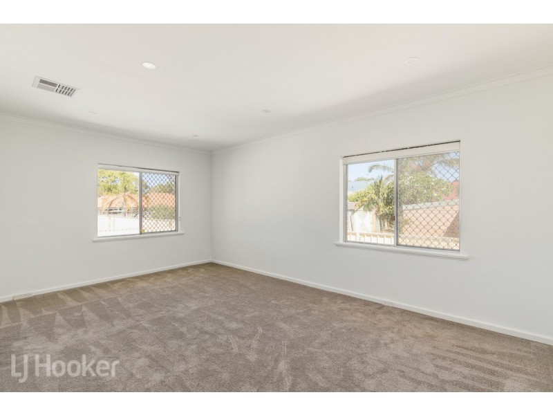 215 Kent Street, Rockingham WA 6168