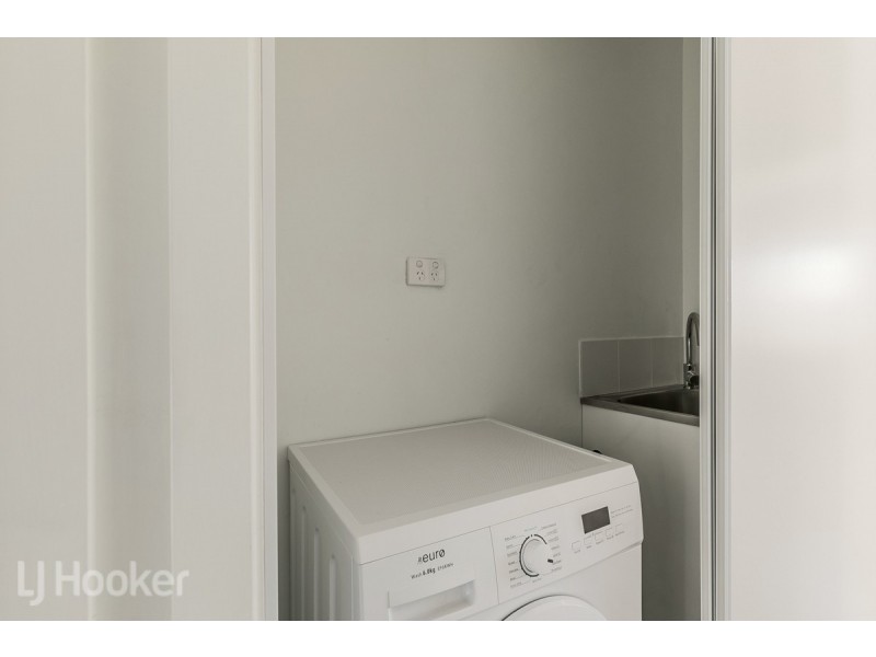 215 Kent Street, Rockingham WA 6168