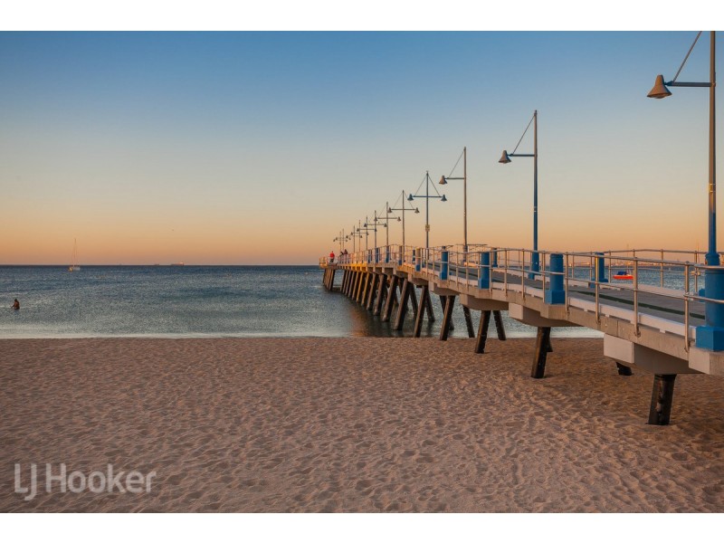 215 Kent Street, Rockingham WA 6168