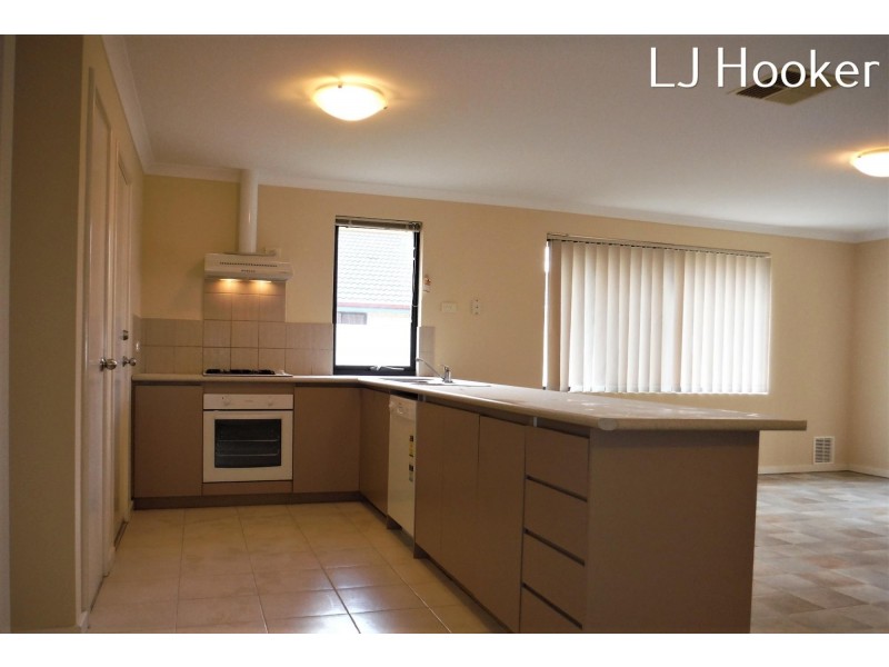 7 Knutsford Crescent, Port Kennedy WA 6172