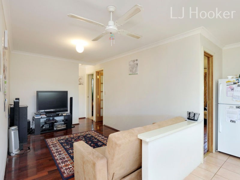 33 Nabberu Loop, Cooloongup WA 6168