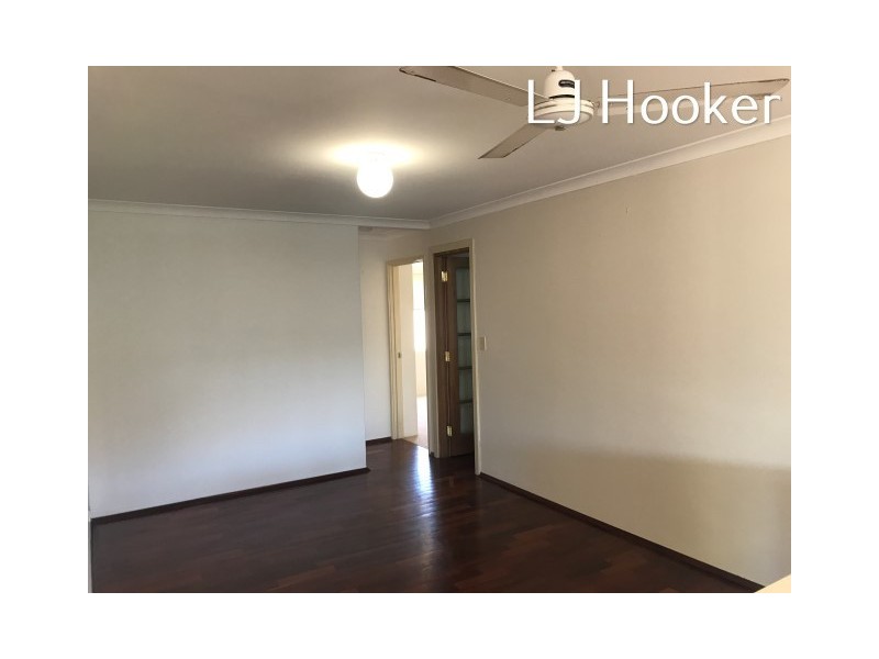 33 Nabberu Loop, Cooloongup WA 6168