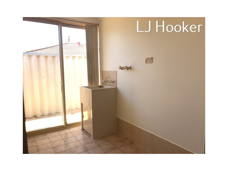 33 Nabberu Loop, Cooloongup WA 6168