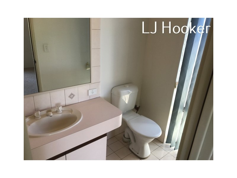 33 Nabberu Loop, Cooloongup WA 6168