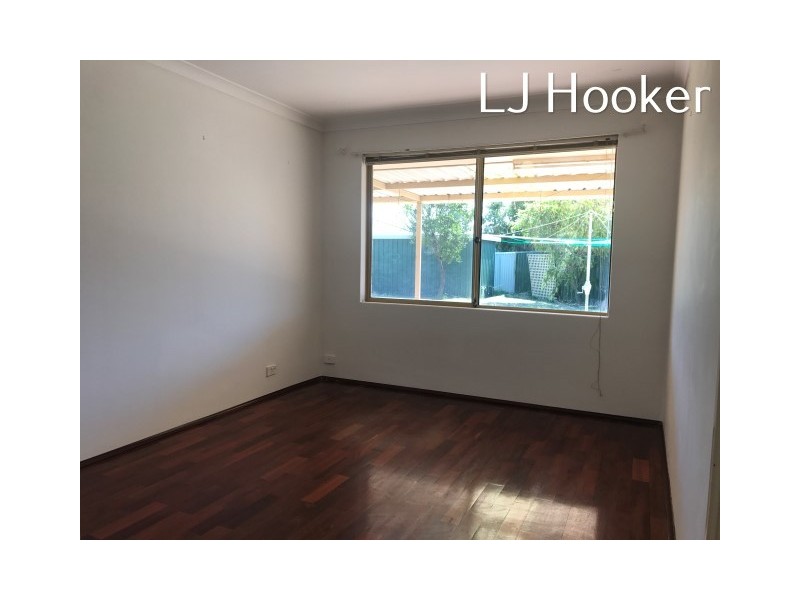 33 Nabberu Loop, Cooloongup WA 6168