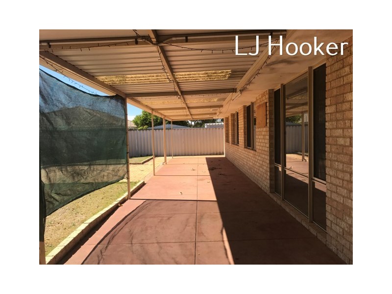 33 Nabberu Loop, Cooloongup WA 6168