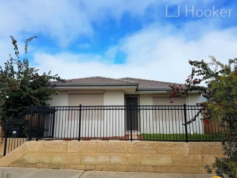 43 Silverline Bend, Bertram WA 6167