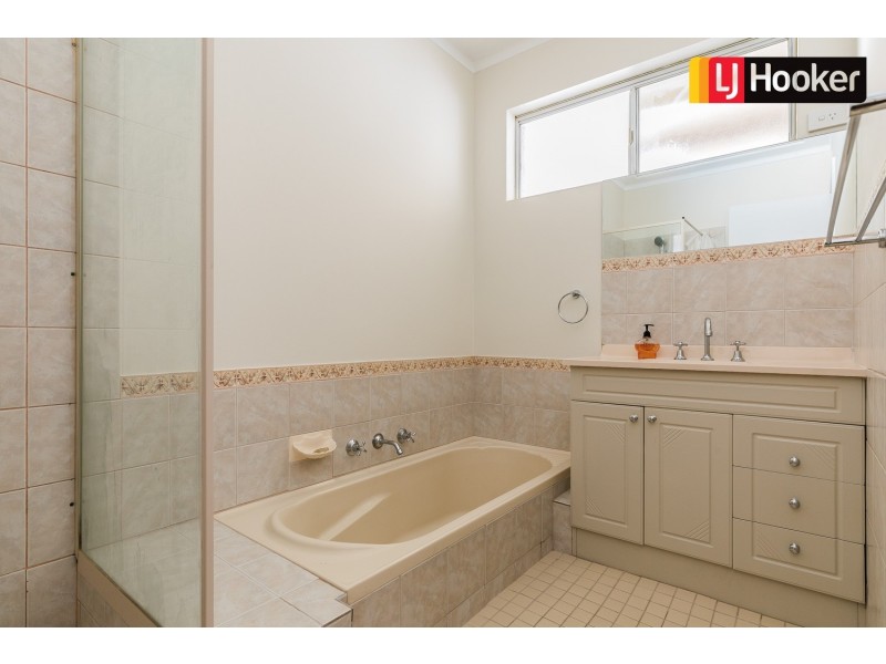 14 Noonan Road, Cooloongup WA 6168