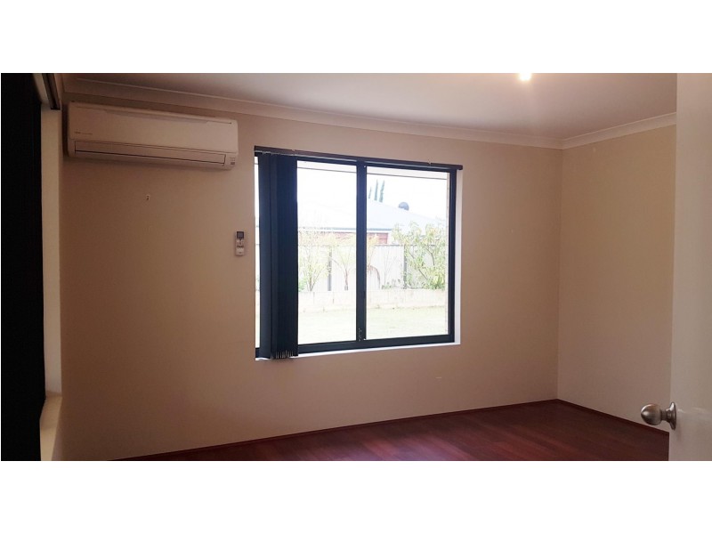 8 Teocote Crescent, Aubin Grove WA 6164