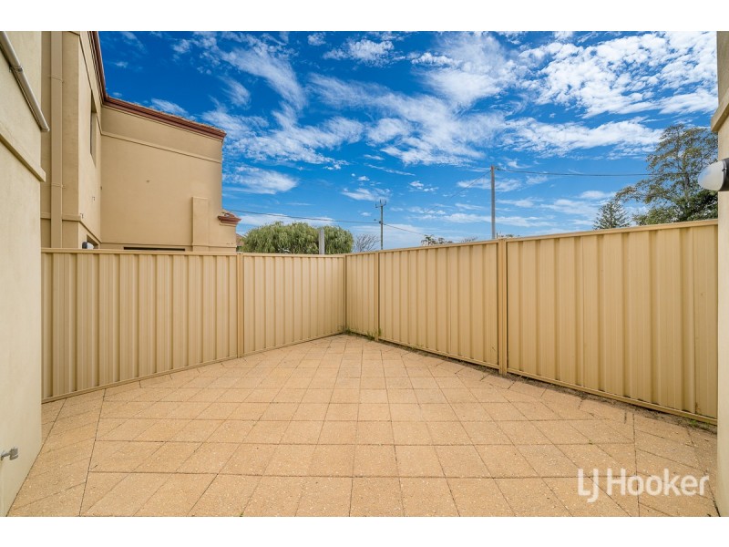 5B Hillman Street, Rockingham WA 6168