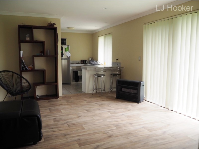 14A Monsoon Close, Waikiki WA 6169
