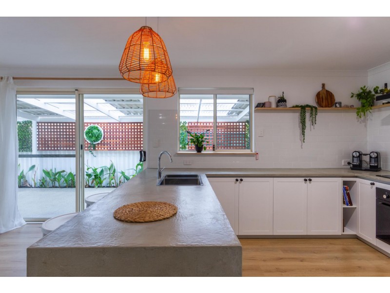 162 Fendam Street, Warnbro WA 6169
