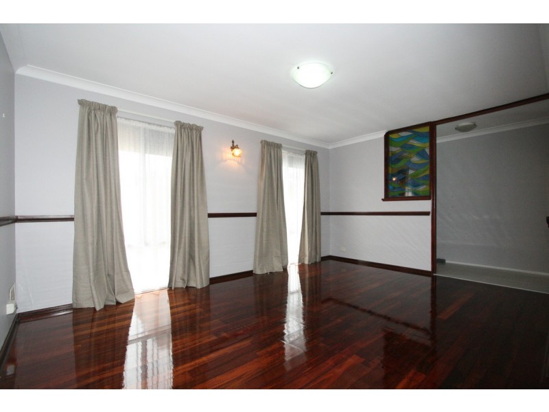 35 Fendam Street, Warnbro WA 6169