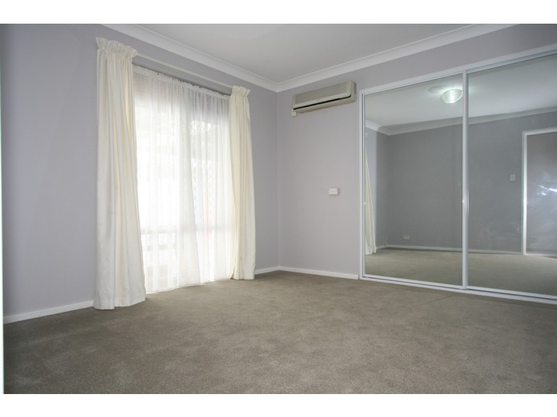 35 Fendam Street, Warnbro WA 6169