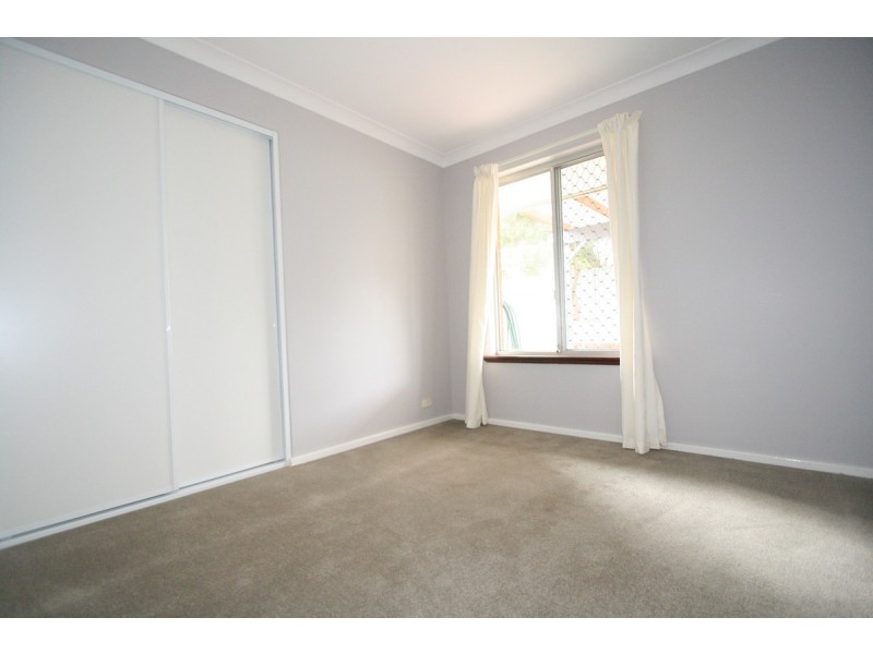 35 Fendam Street, Warnbro WA 6169