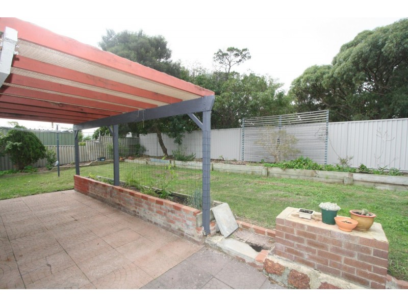 35 Fendam Street, Warnbro WA 6169