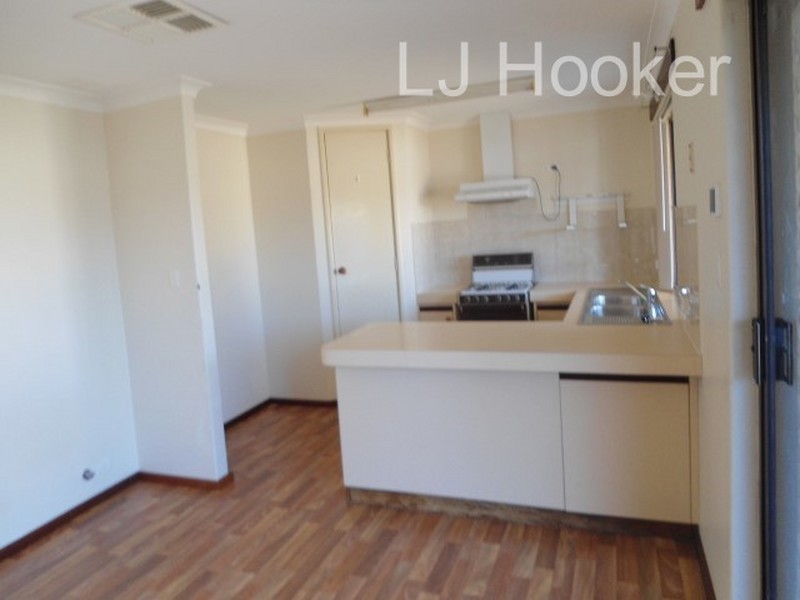 13 Nabberu Loop, Cooloongup WA 6168