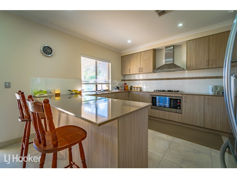 3 Buttermere Approach, Waikiki WA 6169