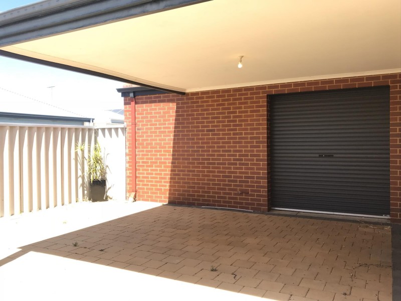 24 Epsilon Drive, Rockingham WA 6168