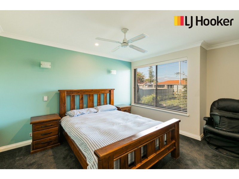 18 Waikiki Road, Safety Bay WA 6169