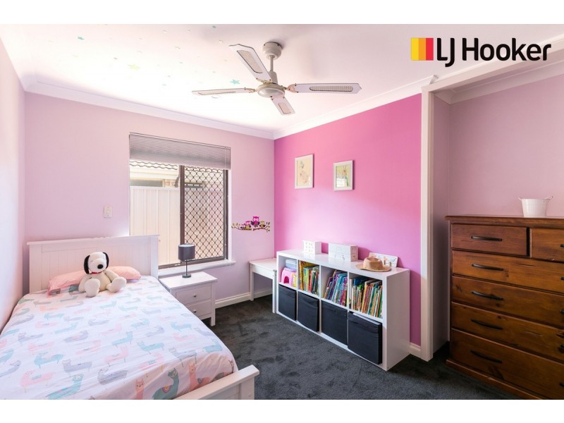 18 Waikiki Road, Safety Bay WA 6169