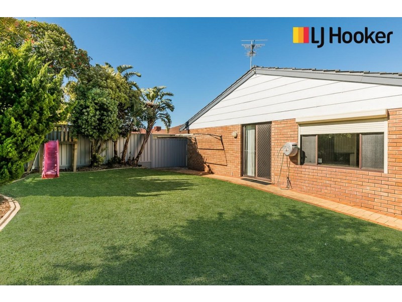 18 Waikiki Road, Safety Bay WA 6169