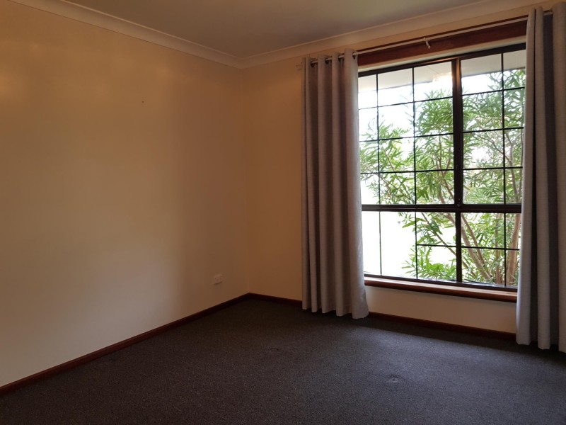 36 Campbell Way, Rockingham WA 6168