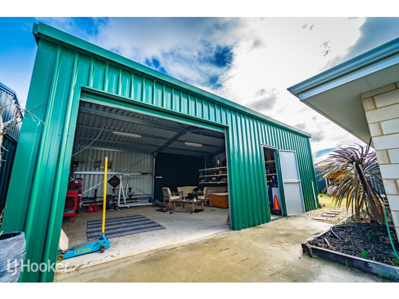 8 Valiant Parade, Baldivis WA 6171