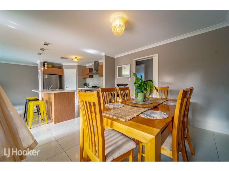 8 Valiant Parade, Baldivis WA 6171