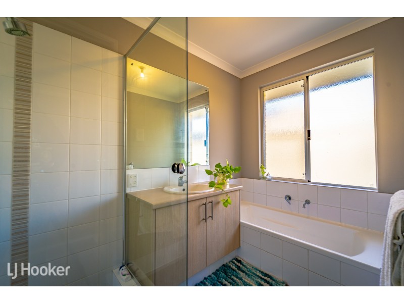 8 Valiant Parade, Baldivis WA 6171