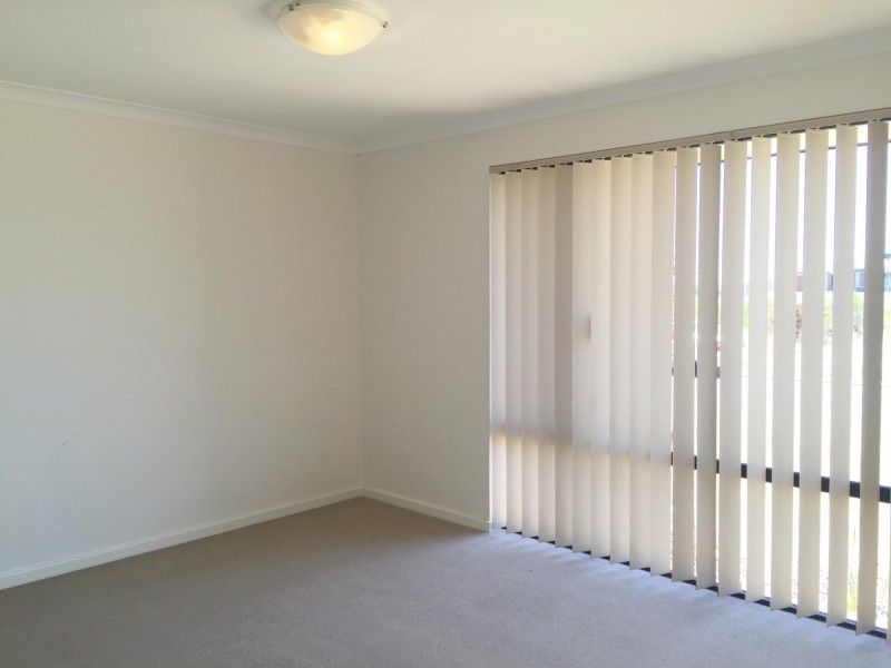 66 Mandalay Bend, Secret Harbour WA 6173