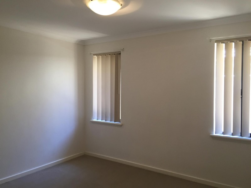 66 Mandalay Bend, Secret Harbour WA 6173