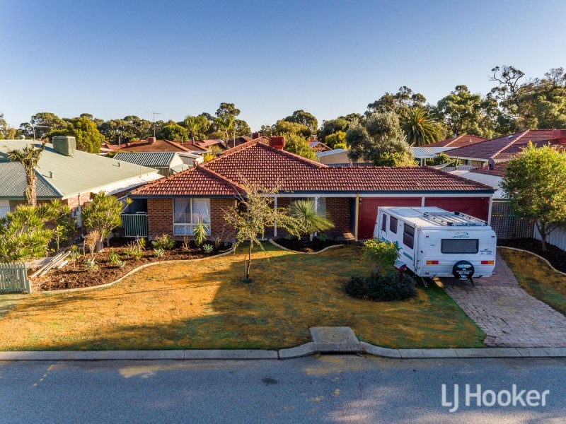 4 Oregon Place, Cooloongup WA 6168