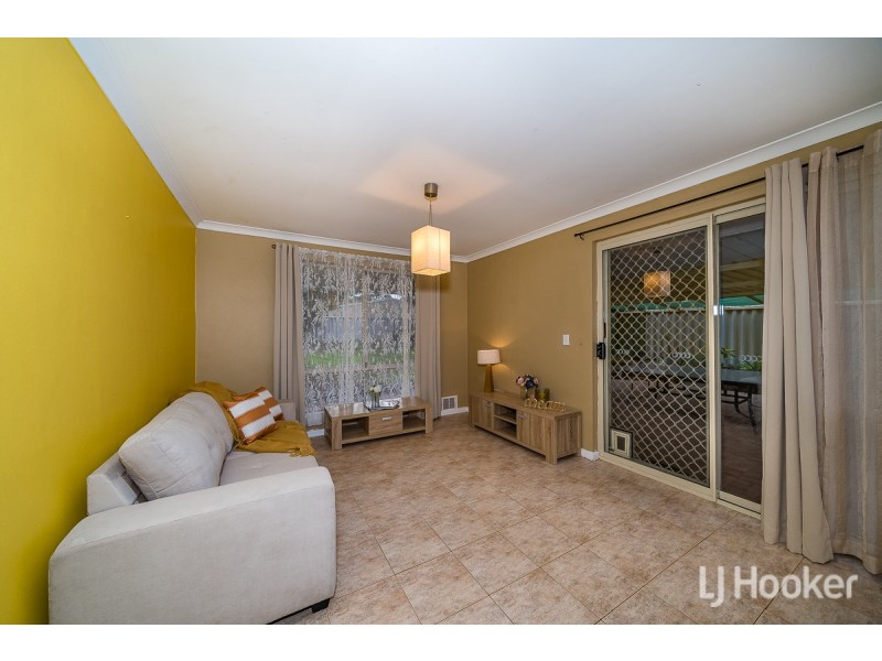 4 Oregon Place, Cooloongup WA 6168