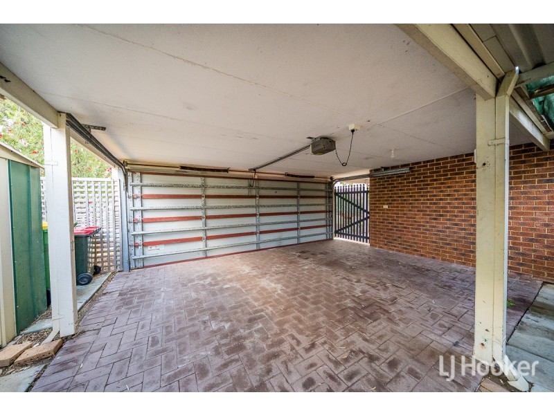 4 Oregon Place, Cooloongup WA 6168